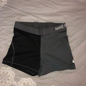 Nike Pro training shorts “3